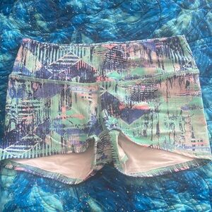 Women's Athletic Shorts in Multicolor Pattern